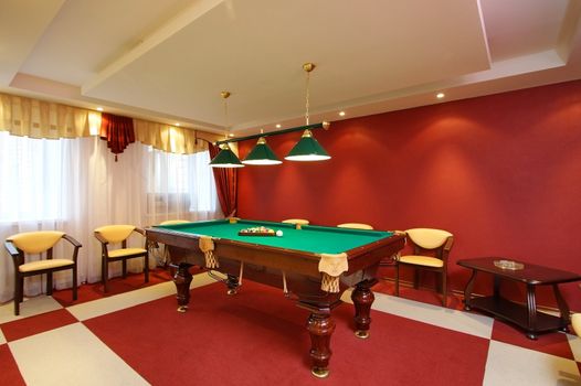 Room for game in billiards