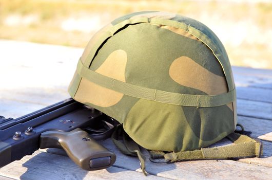 Helmet and automatic rifle for the norwegian armed forces