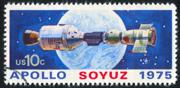 UNITED STATES - CIRCA 1975: stamp printed by United states, shows space satellite, circa 1975