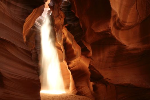 light beam at the upper antelope canyon in arizona