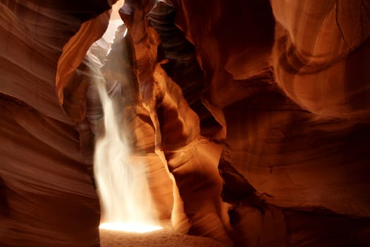 light beam at the upper antelope canyon in arizona