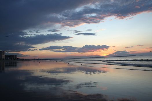 Old orchard Beach sunrise at low tide