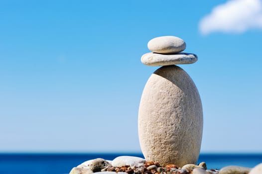 Two stones in the top position on a long cobblestone