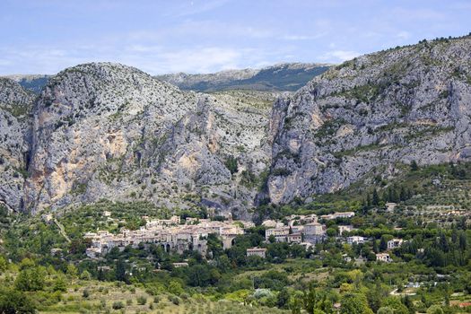 Moustiers-Ste-Marie, Alpes de Haute Provence