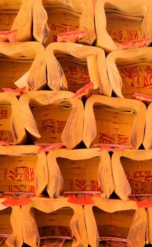 Here are Chinese traditional object called "ghost money ".