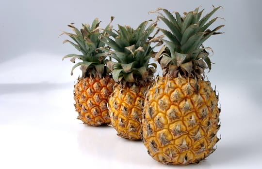 fresh picture of a healthy pineapple fruit