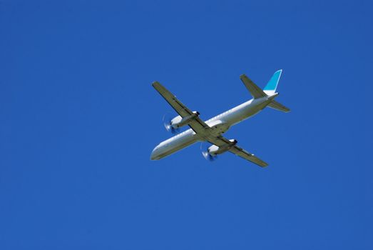 Propeller airplane