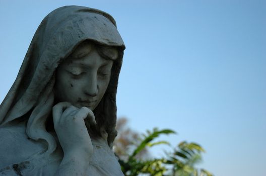 graveyard angel that usually found in christian tombs