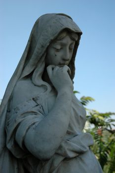 graveyard angel that usually found in christian tombs