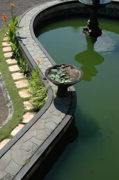 fountain that build and designed for exterior home decoration
