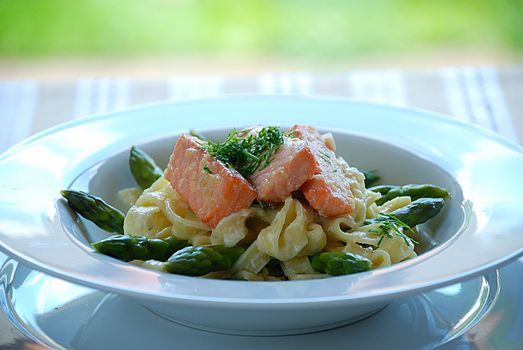 Smoked salmon pasta