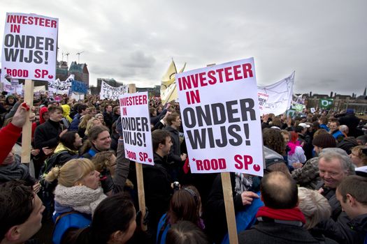 Student demonstration against the government in The Hague