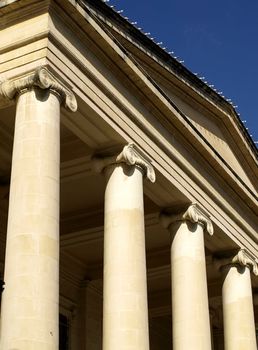 Details and pillars from the Malta public court house