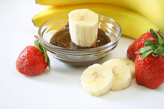 banana's and strawberries with chocolate dipping sauce