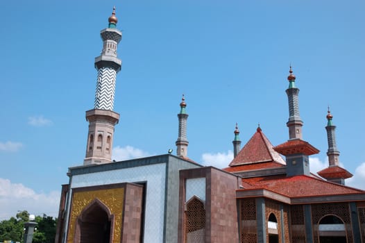 masjid that build with arabic decorative style