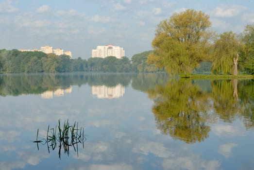 Morning on lake in Minsk, the first beams of the sun.