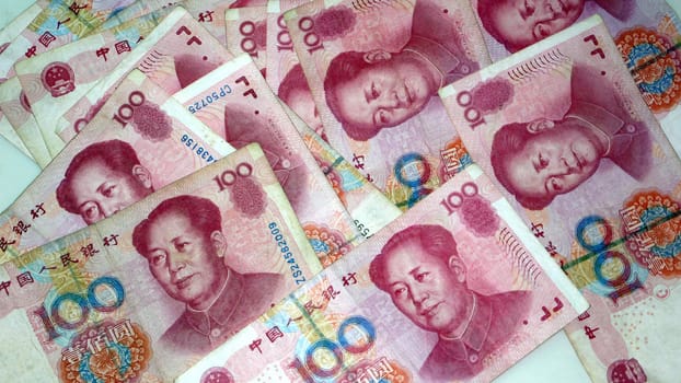 currency，money，renminbi，bill，chinese，yuan，cash，china，wealth，RMB，change，financial，hundred，Monetary，coin，calculator，