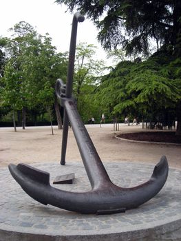 An anchor located close to the lake inside the Retiro Gardens in Madrid.