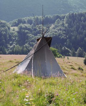 indian teepee is a modern hippie's home