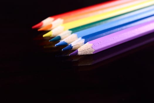The colour pencils which have been removed as spectrum of rainbow