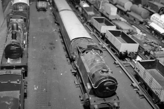 model trainset in black and white