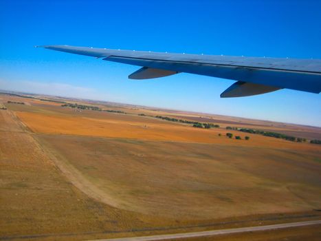 Airplanes and airports 