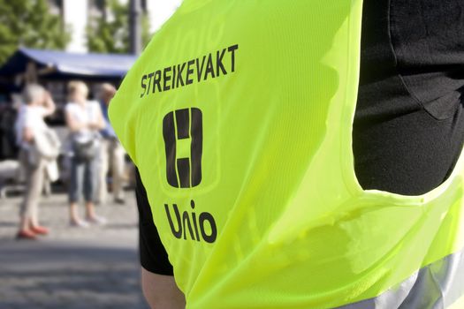 Norwegian labour union Unio went on strike on May 24th 2008 after 46 hours of negotiation.