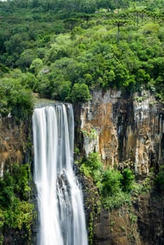 San Francisco Natural Park, the waterfall highest of the southern Brazil.