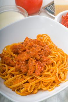 italian spaghetti pasta with fresh homemade tomato and chicken sauce