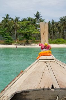 Daytrip with longtailboat around Phi Phi islands, Thailand 