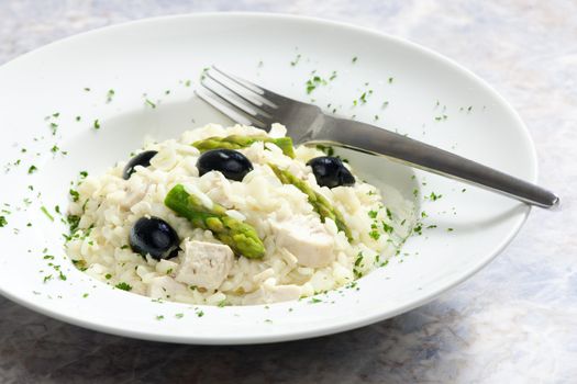 chicken rissoto with asparagus and olives