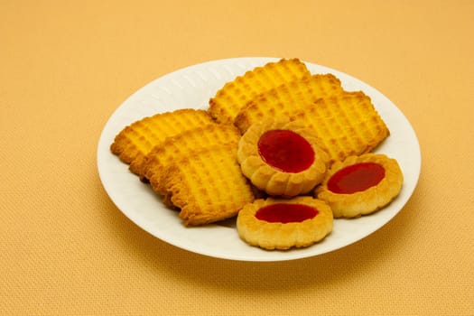 A plate of cookies