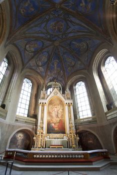 Wide angle picture of altar at Turku Cathedral.