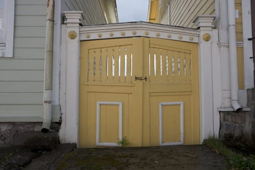 Old wooden gate in the old town of Tammisaari, Finland.