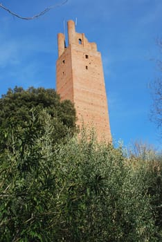 An hystorical military monument in the arno's valley, between Florence and Pisa