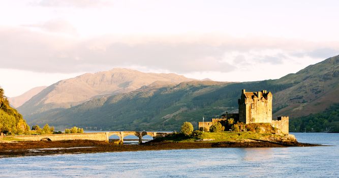 Eilean Donan Castle, Loch Duich, Scotland