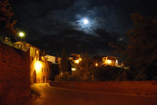 The medieval burg of Certaldo Alto, near Florence, is a beautiful example of the medieval italian architecure 