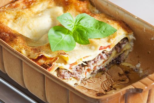lasagne with minced turkey meat and tomatoes