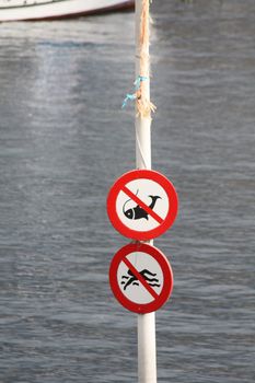 In this water it is not allowed to fish or swim