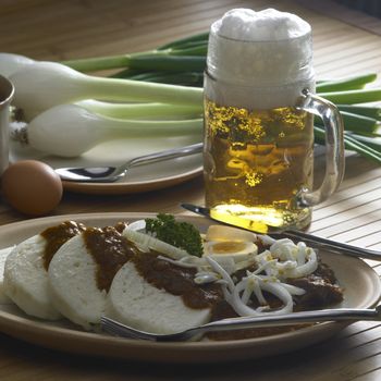 beef goulash with egg