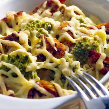 pasta baked with turkey and broccoli
