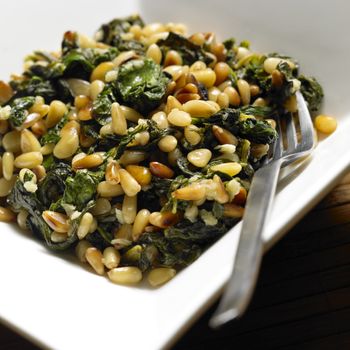 spinach with pine nuts