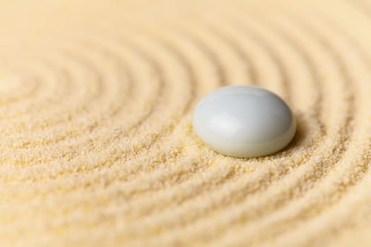Japanese garden - a sandy yellow background and a glass drop