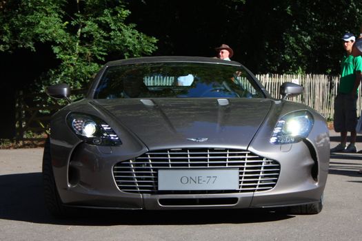 Aston Martin One-77