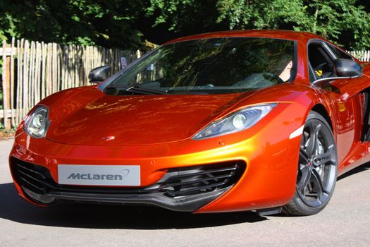 McLaren MP4-12C (2011)