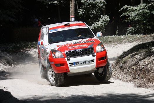 Toyota dakar rally truck