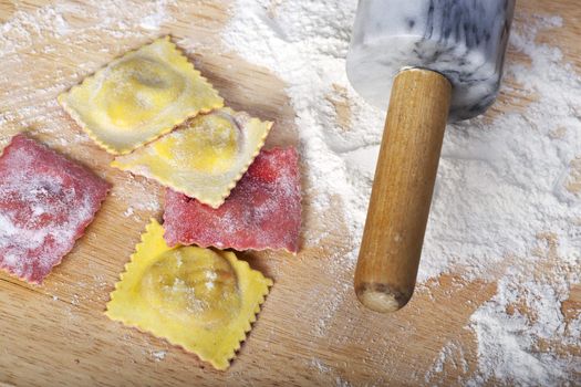 making ravioli pasta noodles