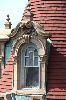 stone mansion window showing architecture details