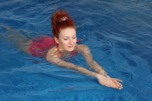 Employment with the pregnant woman in pool