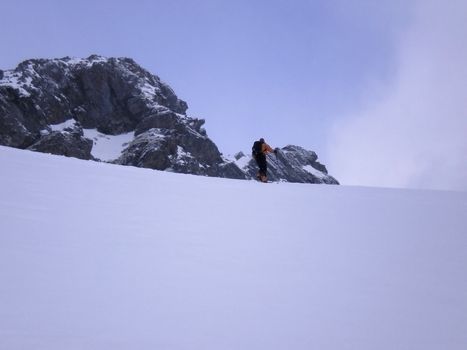 ski mountaineering climbing salza pass